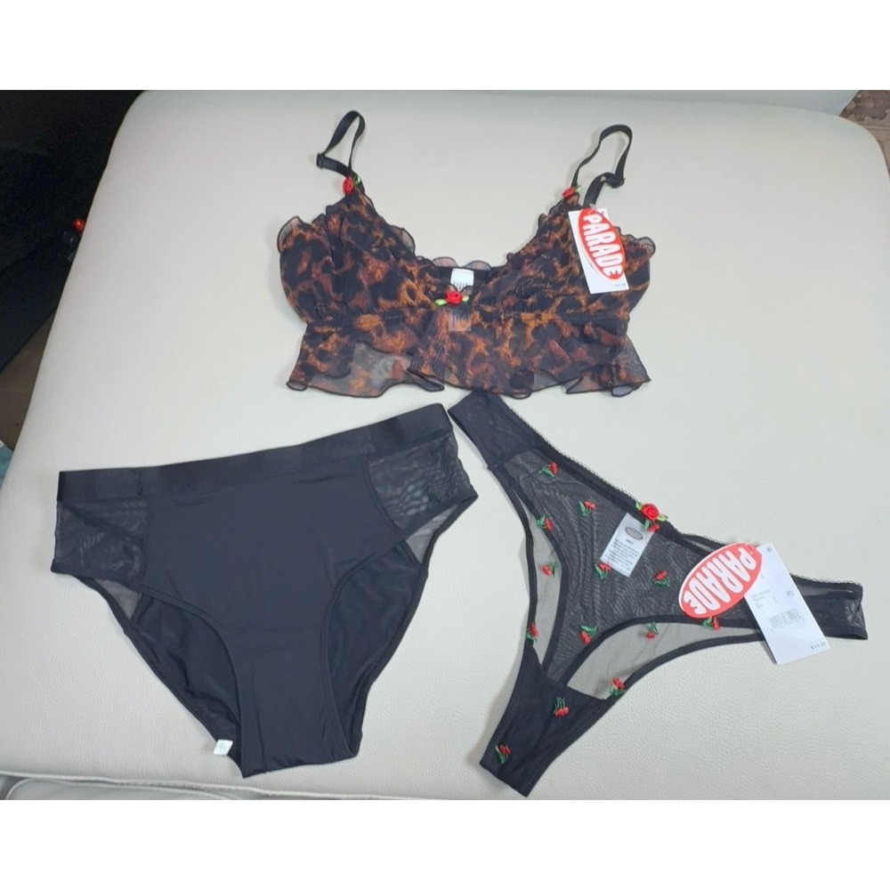 Women's SMALL Parade Silky mesh breathable, cooling, feels like nothing NWT
